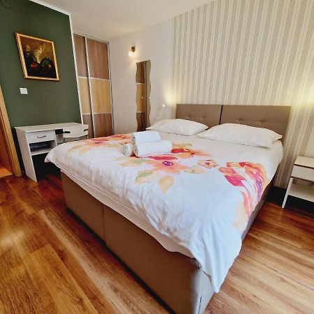 Apartment Casa Nova Rovinj Eksteriør billede