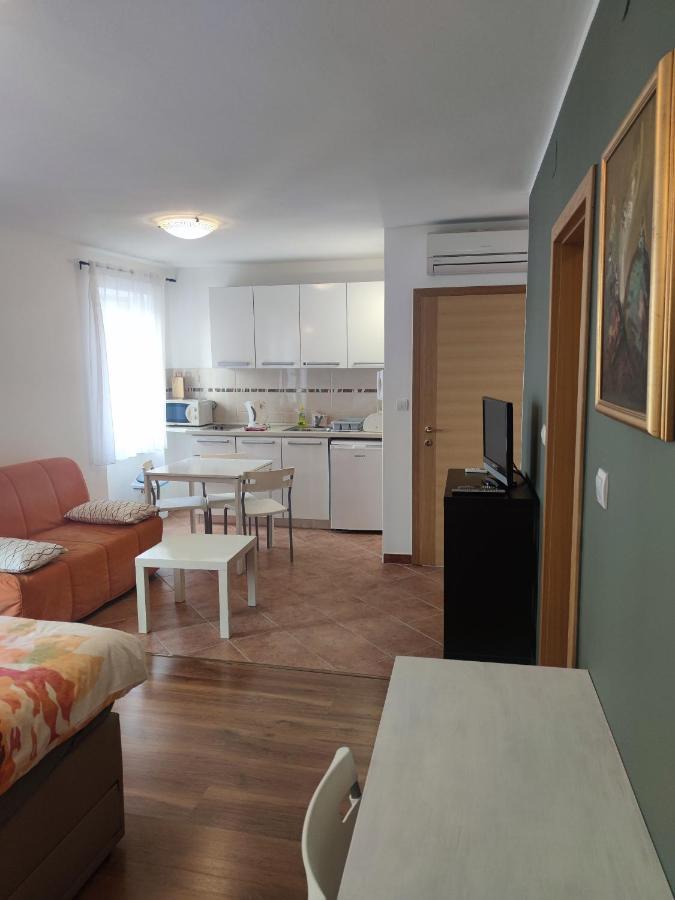 Apartment Casa Nova Rovinj Eksteriør billede